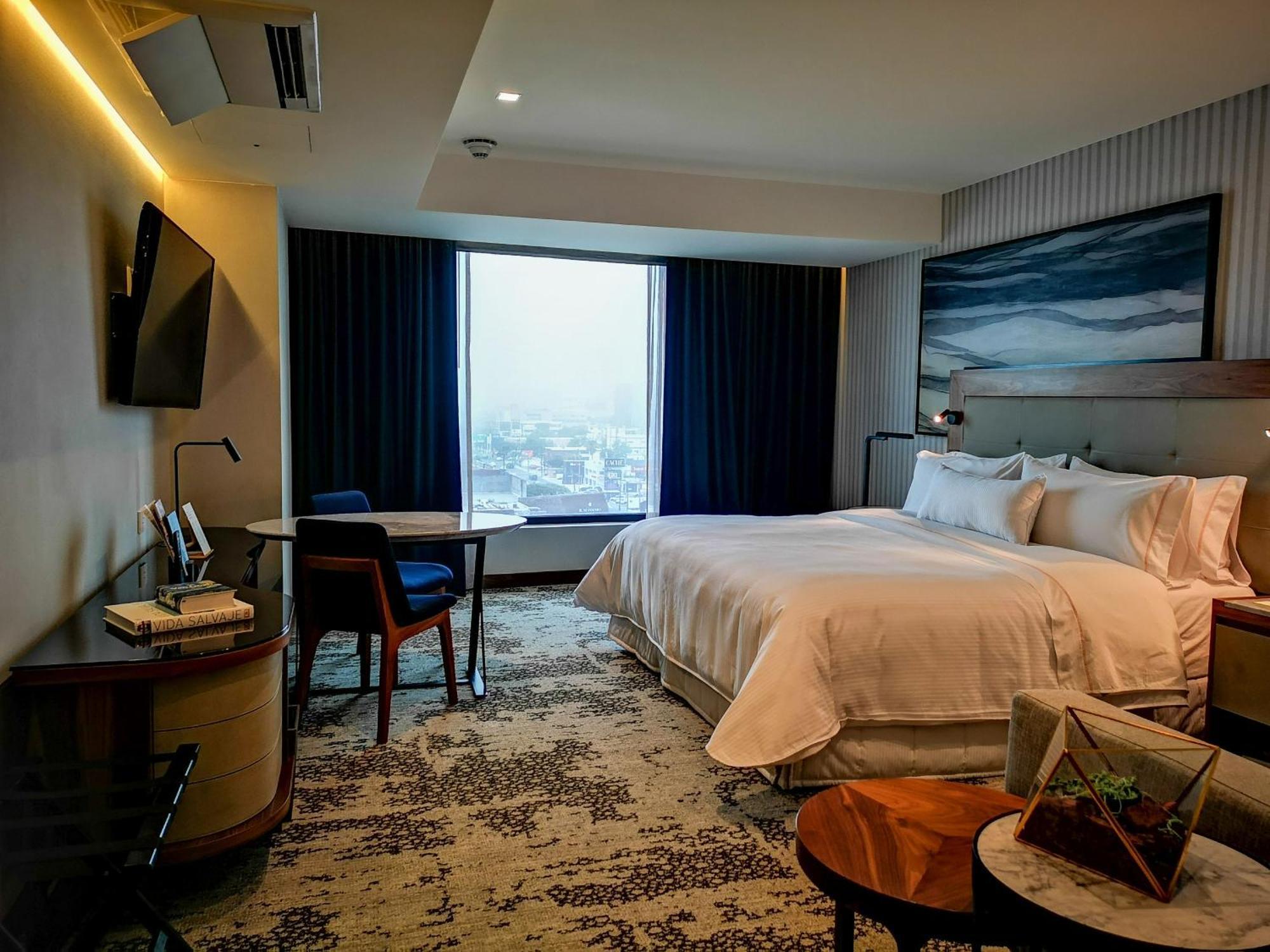The Westin Monterrey Valle San Pedro Garza Garcia Bagian luar foto